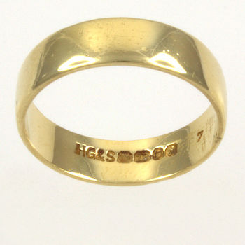 18ct Gold 3.3g Wedding Ring Size L 